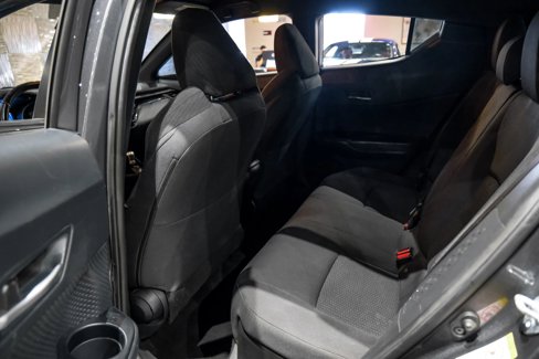 Used 2018 Toyota C-HR XLE image 39