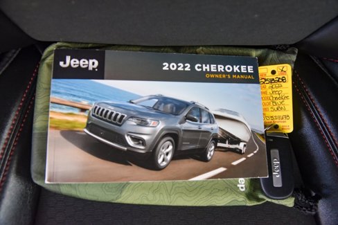 Certified 2022 Jeep Cherokee Trailhawk w/ Trailer Tow Group image 20