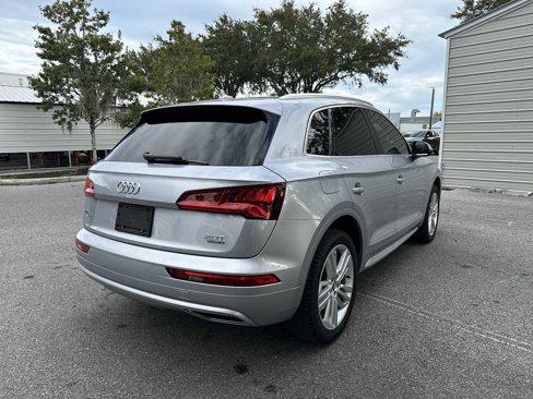 Used 2018 Audi Q5 Prestige w/ Prestige Package image 6