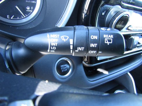 Used 2021 Toyota Highlander XLE image 21