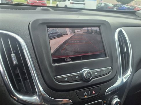 Used 2023 Chevrolet Equinox LT image 18