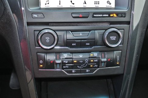Used 2018 Ford Explorer XLT w/ Equipment Group 202A image 40
