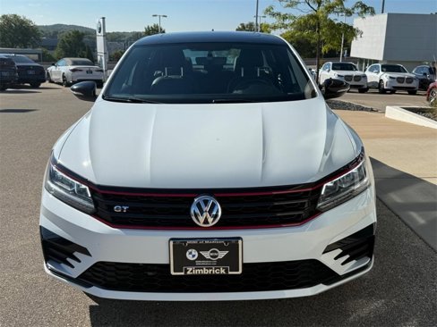 Used 2018 Volkswagen Passat 3.6 image 8