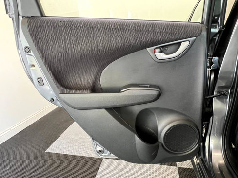 Used 2013 Honda Fit Sport image 9