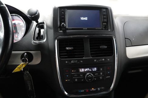 Used 2020 Dodge Grand Caravan GT image 25