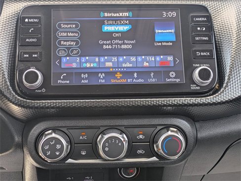 Used 2023 Nissan Kicks SV image 24