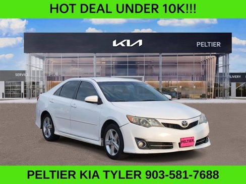 Used 2013 Toyota Camry L image 1