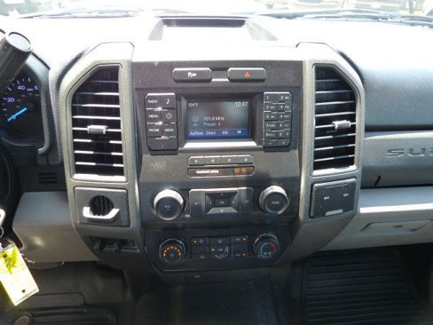 Used 2019 Ford F350 XL w/ Power Equipment Group image 42