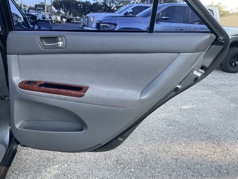 Used 2002 Toyota Camry XLE image 36