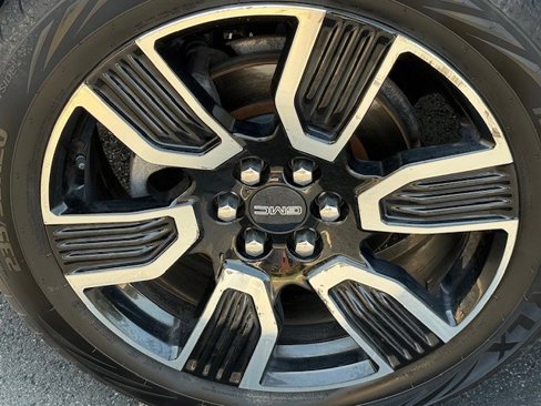 Used 2019 GMC Acadia SLT w/ Black Edition image 12
