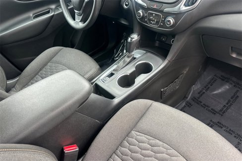 Used 2018 Chevrolet Equinox LT image 19