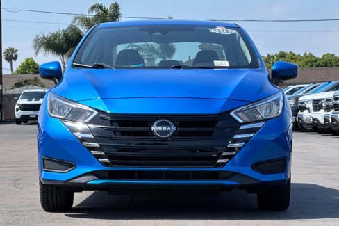 Used 2023 Nissan Versa SV image 9