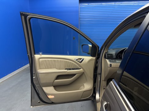 Used 2006 Honda Odyssey EX-L image 9