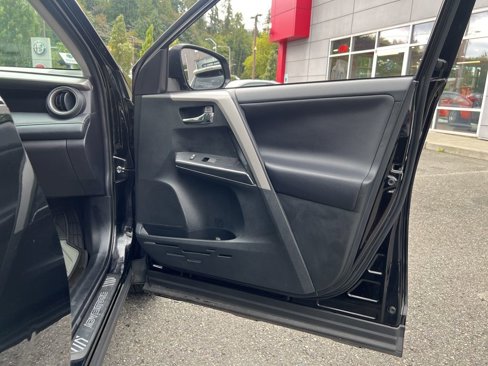 Used 2018 Toyota RAV4 Adventure image 23