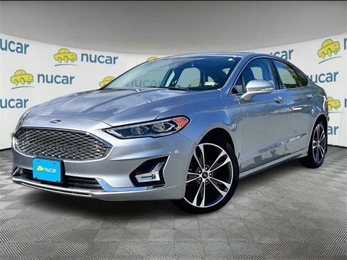 Used 2020 Ford Fusion Titanium image 12
