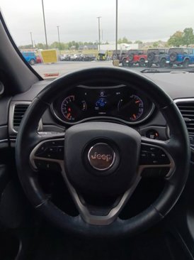 Used 2018 Jeep Grand Cherokee Limited w/ Luxury Group II image 16