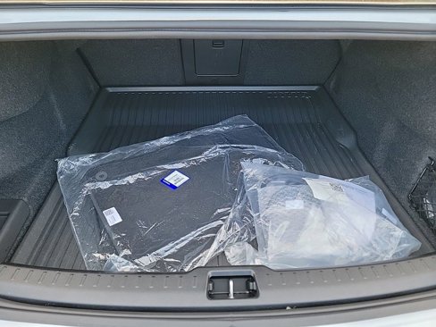Certified 2024 Volvo S60 T8 Plus w/ Climate Package image 15