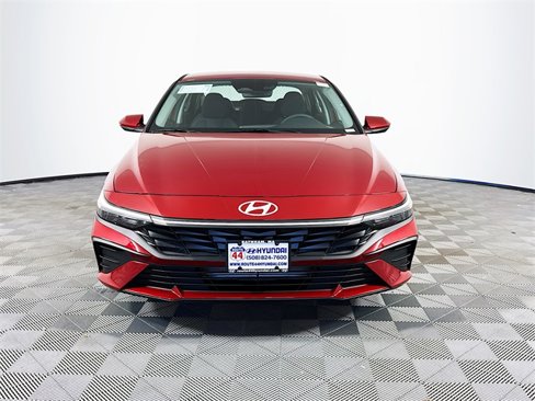 New 2025 Hyundai Elantra SE image 8