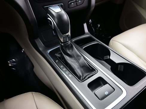 Used 2019 Ford Escape SEL image 21