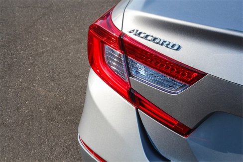 Used 2020 Honda Accord EX image 8