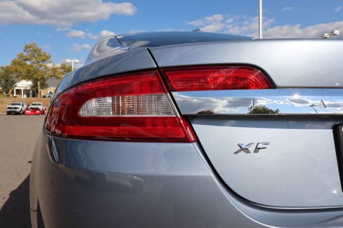 Used 2009 Jaguar XF Premium image 31