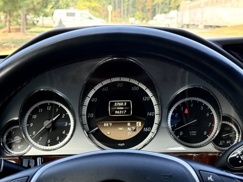 Used 2012 Mercedes-Benz E 350 4MATIC Sedan image 27