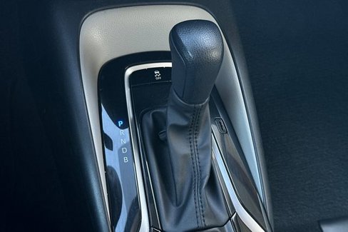 Used 2022 Toyota Corolla LE image 26