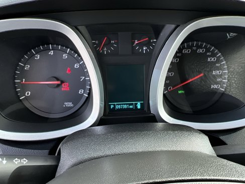 Used 2015 Chevrolet Equinox LT w/ Driver Convenience Package image 17