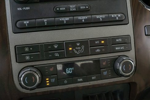 Used 2011 Ford F250 Lariat w/ Lariat Interior Pkg image 32