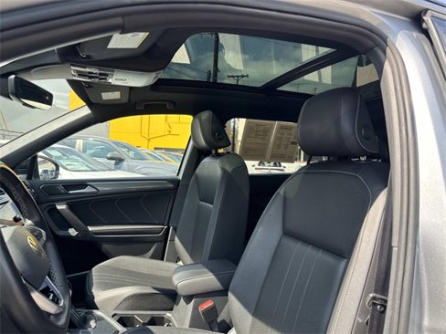 Certified 2023 Volkswagen Tiguan SE R-Line image 19
