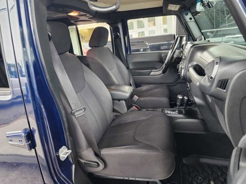 Used 2013 Jeep Wrangler Unlimited Sport image 20