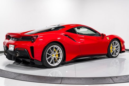 Used 2020 Ferrari 488 Pista Coupe image 3