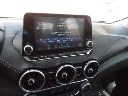 Used 2022 Nissan Sentra SV image 17