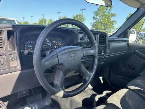 Used 2006 Chevrolet Silverado 3500 2WD Regular Cab image 18