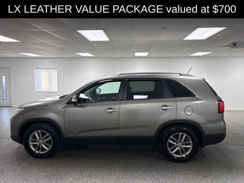 Used 2015 Kia Sorento LX image 5