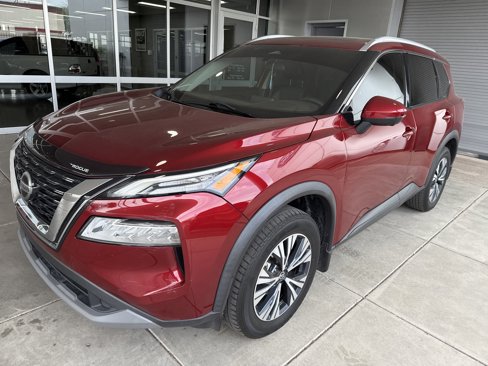 Used 2021 Nissan Rogue SV w/ Premium Package image 3