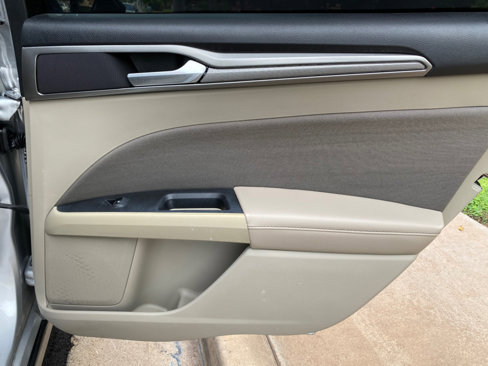 Used 2019 Ford Fusion SE image 39