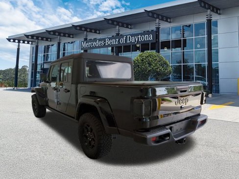 Used 2021 Jeep Gladiator Willys image 6