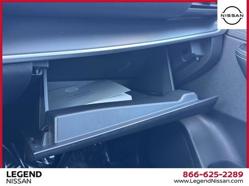 Used 2021 Nissan Rogue S image 33