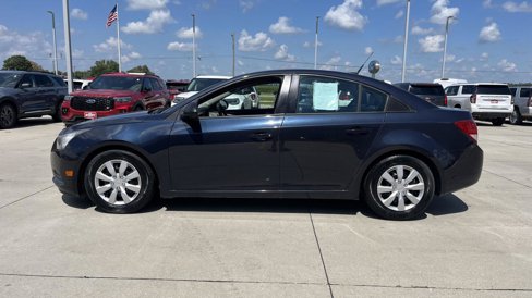 Used 2014 Chevrolet Cruze LS image 7
