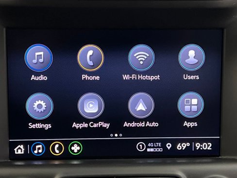 Used 2023 GMC Terrain SLT image 49