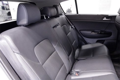 Used 2021 Kia Sportage EX image 18