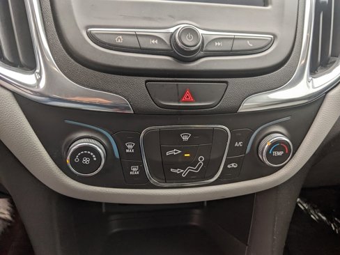 Certified 2021 Chevrolet Equinox LS w/ LS Convenience Package image 29
