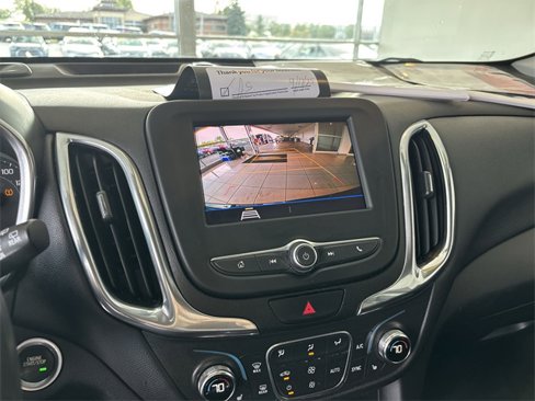 Used 2020 Chevrolet Equinox LT image 27