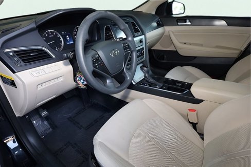 Used 2017 Hyundai Sonata Sport image 16
