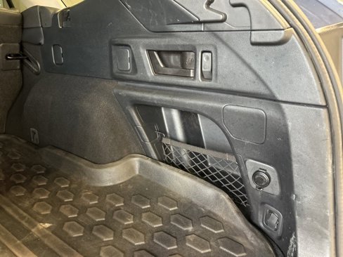 Used 2020 Subaru Outback Limited image 32