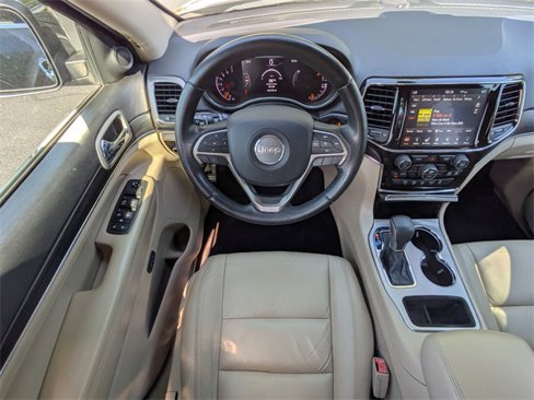 Used 2019 Jeep Grand Cherokee Limited image 17