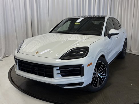 New 2026 Porsche Cayenne Coupe image 1