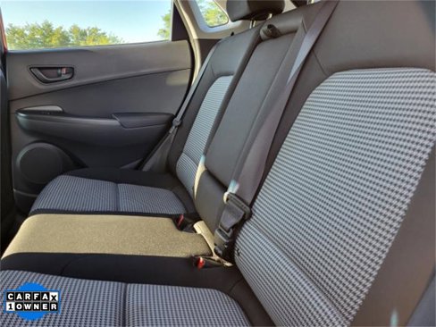 Used 2021 Hyundai Kona SE image 9