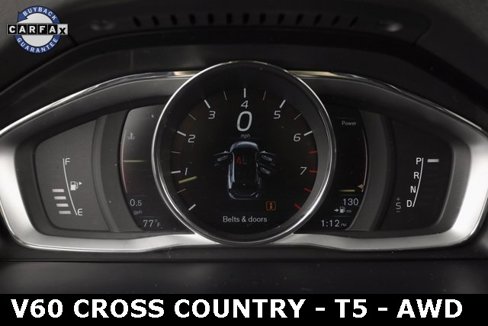 Used 2016 Volvo V60 T5 Cross Country w/ Climate Package image 35